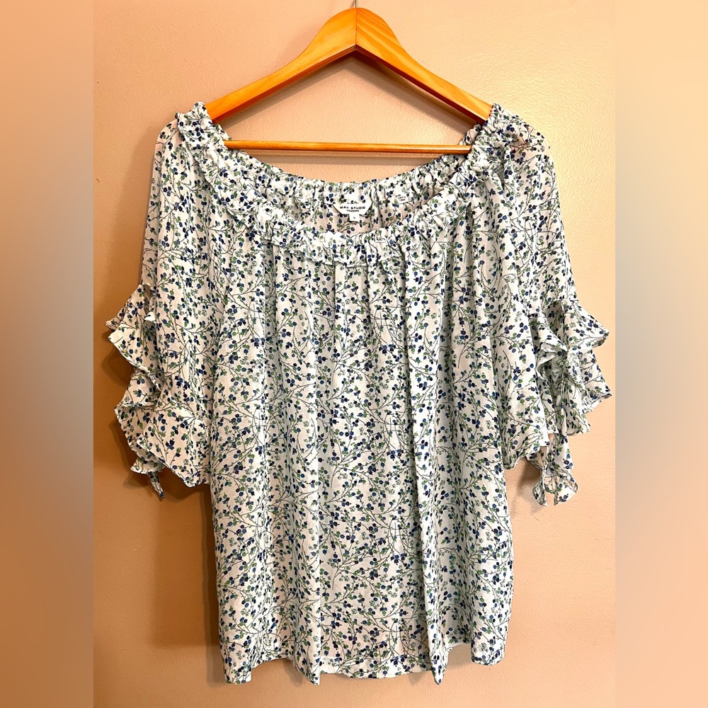 Max Studio Blue and White Floral Blouse